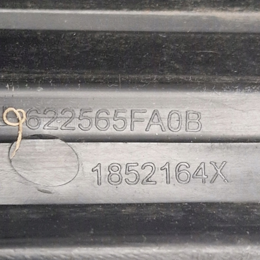 фото №8, Nissan micra k-14 решётка бампера правая перед 622565fa0b