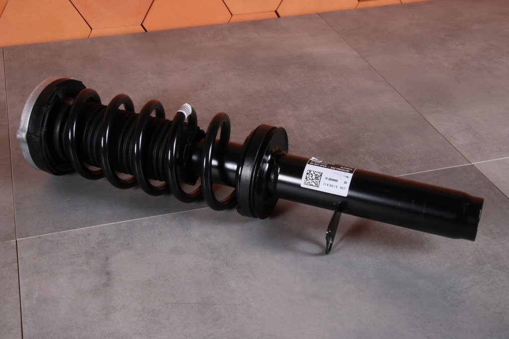 фото №8, Bmw 5' g30 g30 lci амортизатор правый перед передний xdrive 6866608 15 km !!!