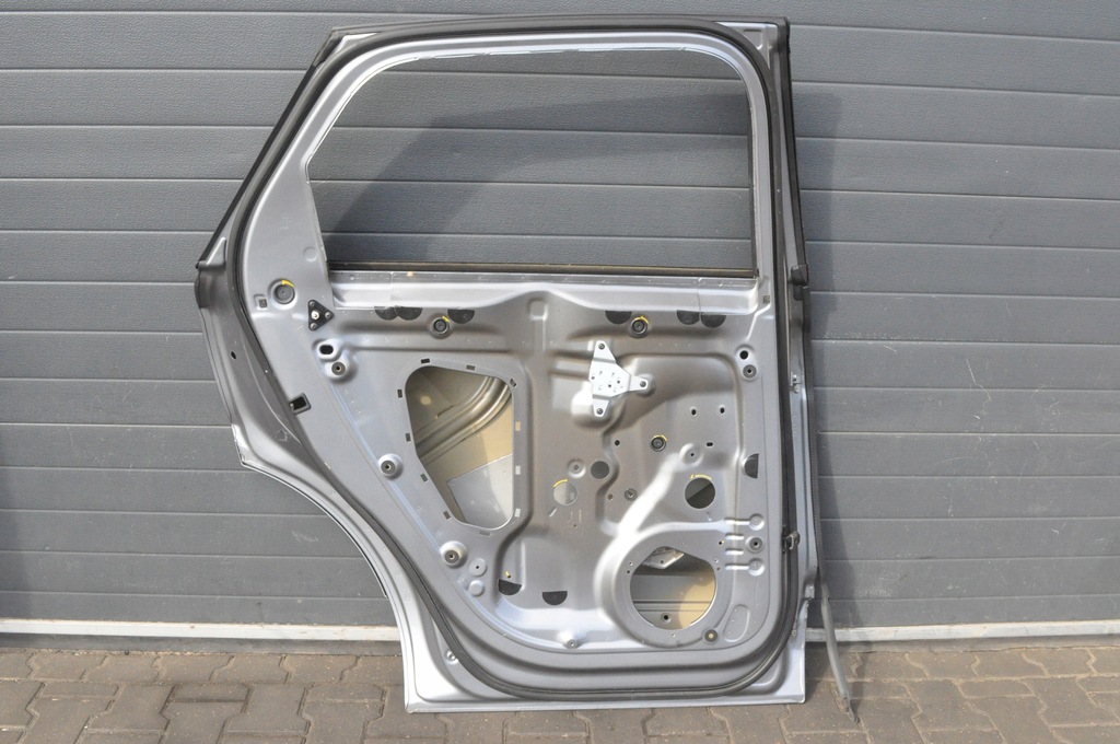 фото №10, Bentley bentayga двері лівий задня задні l999 36a833311b