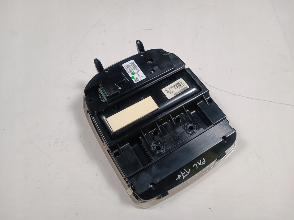 фото №5, Лампа стельовий салону chrysler pacifica 2016-