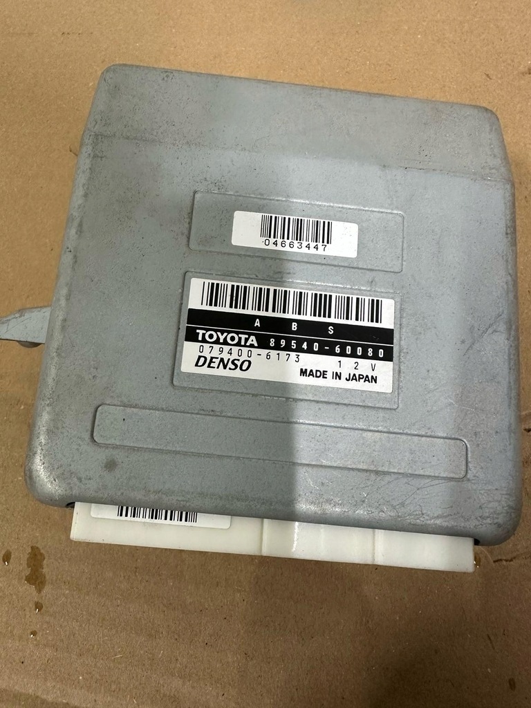 фото №1, Toyota land cruiser 100 модуль блок керування 89540-60080