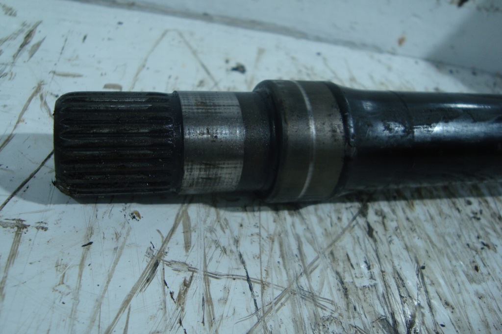 Приводной вал шрус  правая  перед opel mokka 1,6 cdti 12- в Украине