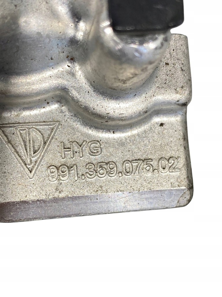 фото №8, Porsche 911 991 клапан 99135907502