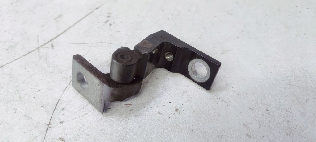 фото №1, Петля двері лівий audi a4 b9 8w0833403a