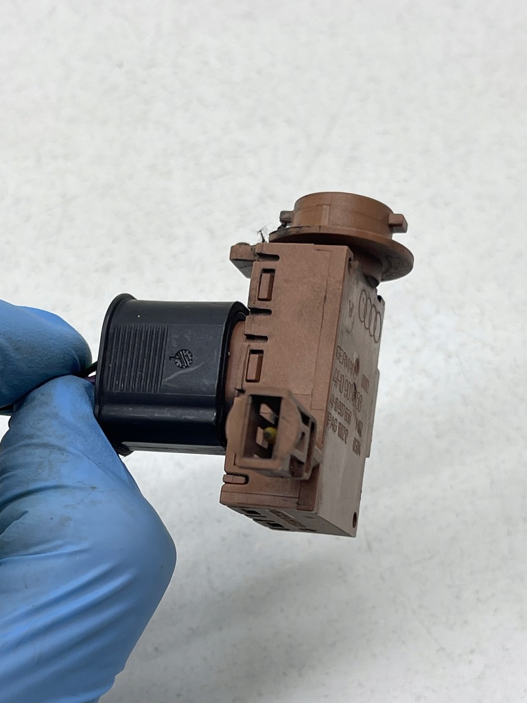 фото №13, Audi a4 a8 q5 a7 a6 c7 датчик якості повітря