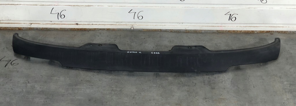 фото №1, Opel astra v k 5 kombi 15- молдинг бампера задня