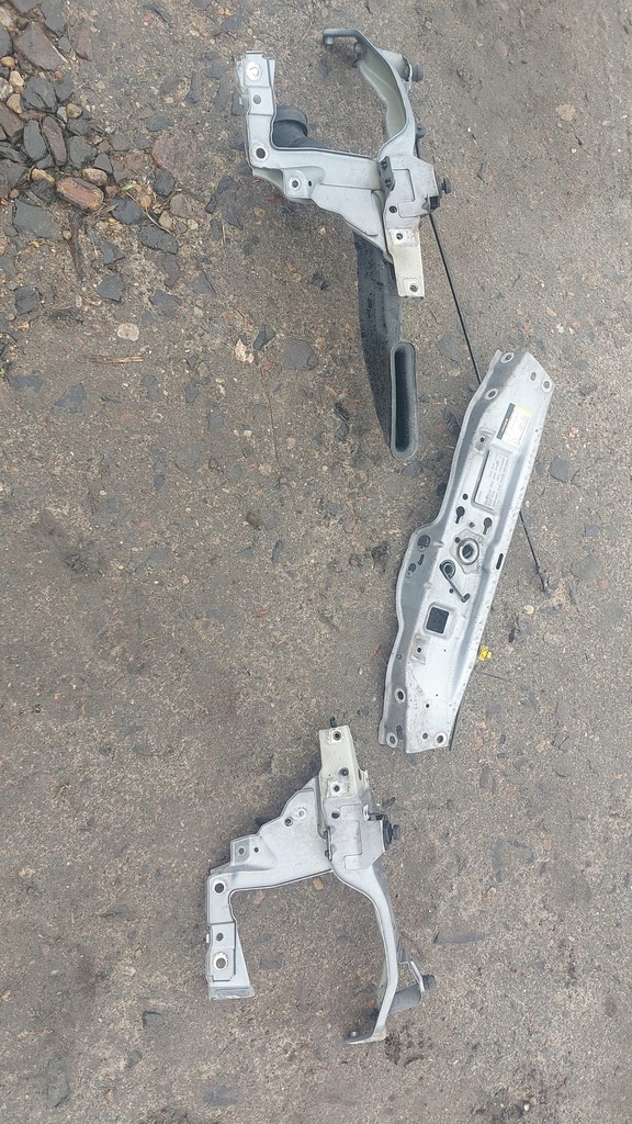 фото №1, Pas передний панель фары zafira b z163