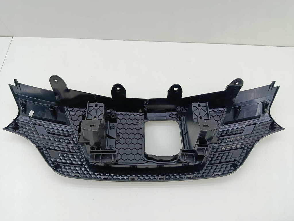 фото №11, Dacia spring 2021 решётка радиатора решётка радиатора бампера перед 623105273r