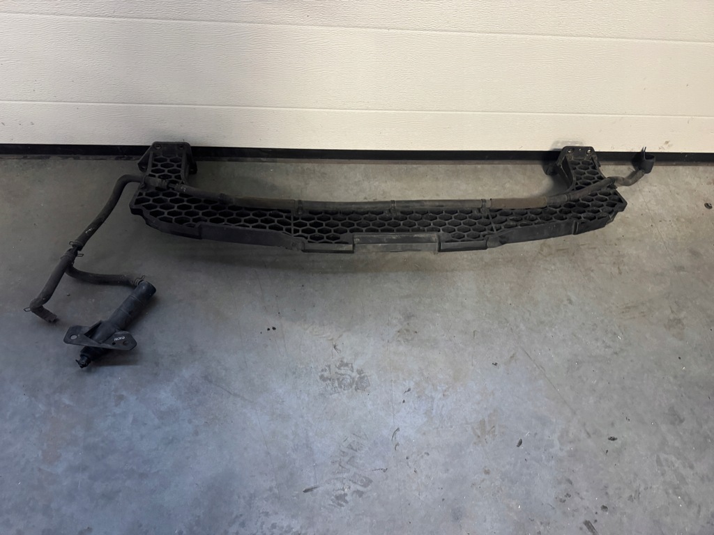 фото №1, Kia sportage iii балка передняя верхний 86571-3u000