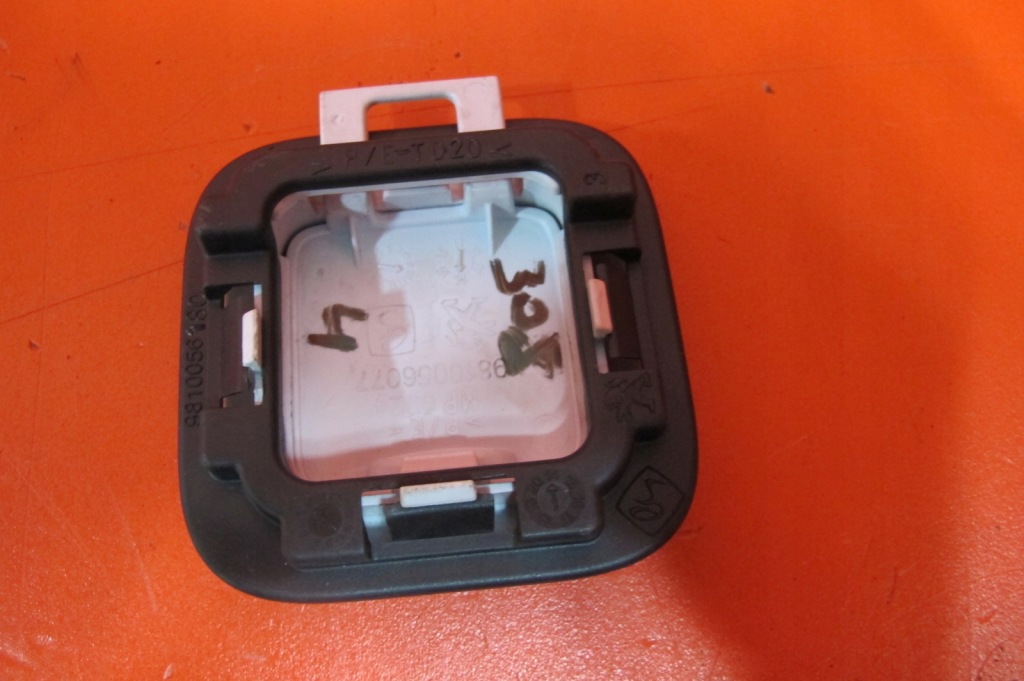 фото №11, Peugeot 308 ii 2 t9 sw kombi 13- заглушка стельовий 9810056077