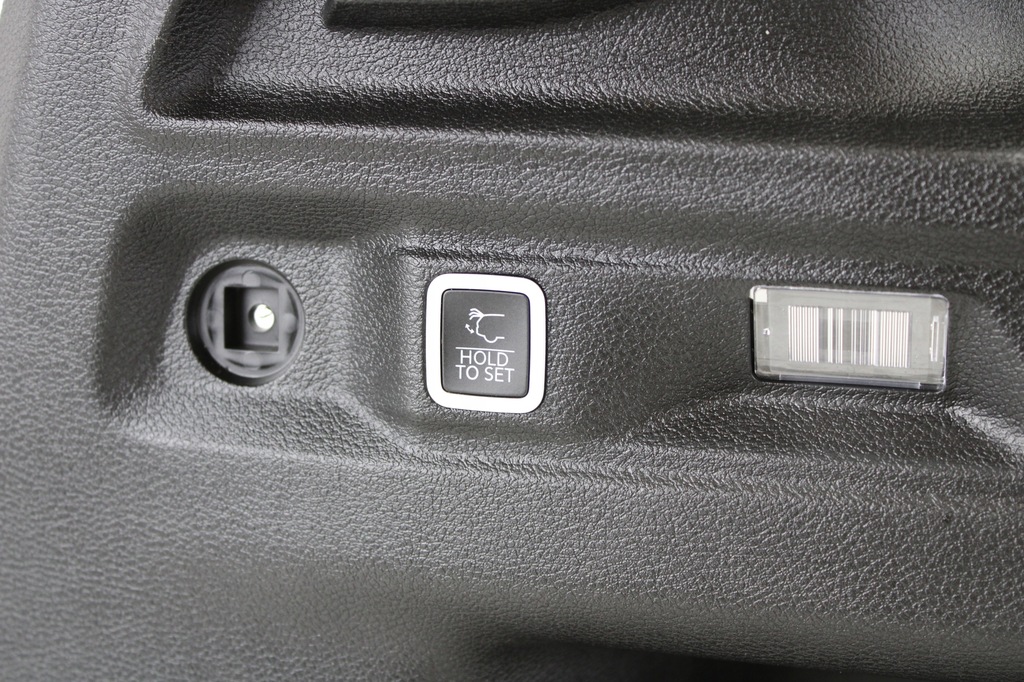 фото №6, Jeep grand cherokee wl 2022- обшивка багажника левый обивка