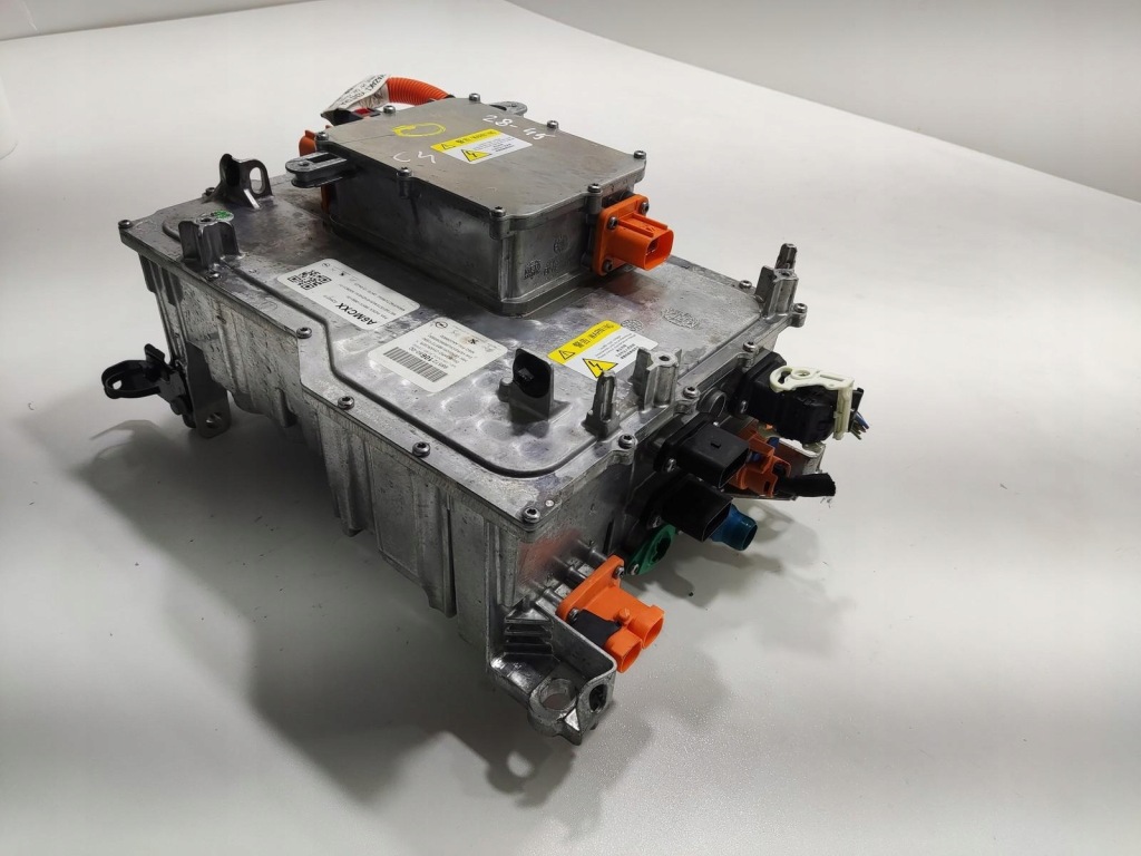 Інвертор інвертор перетворювач напруги citroen e-c4 iii 2020-25 9857210680 в Україні