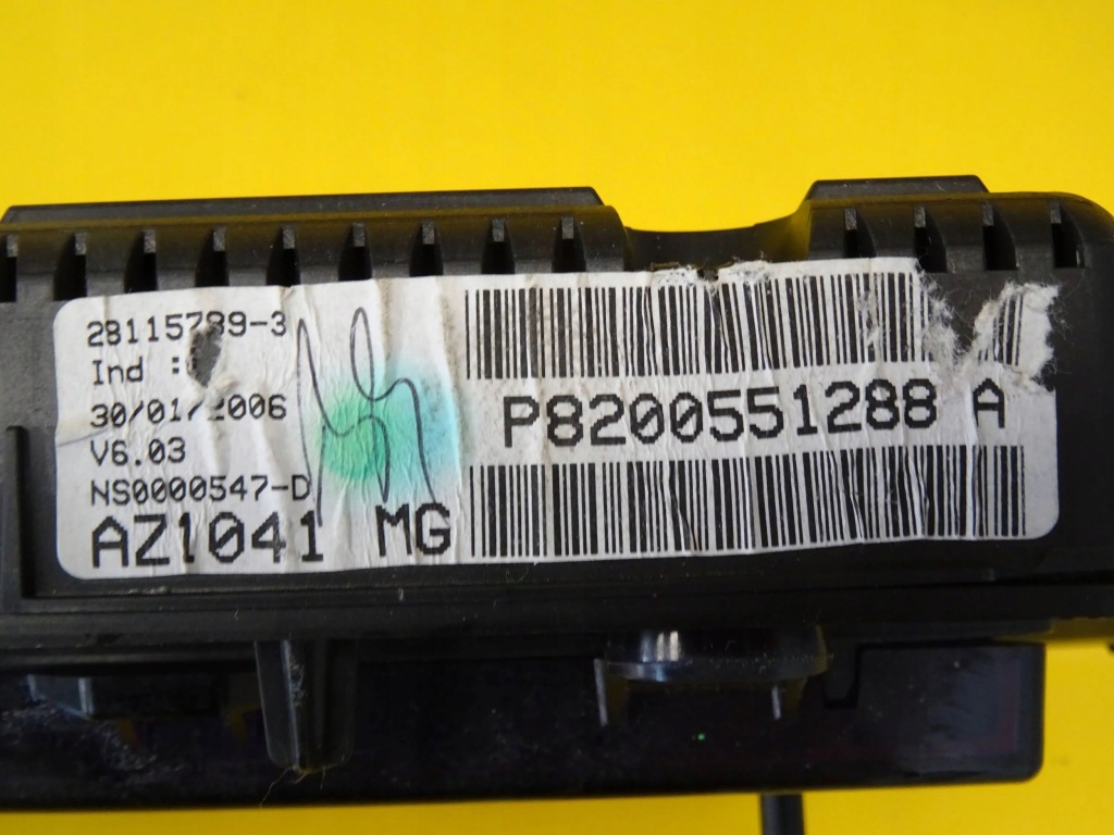 фото №2, Счетчик приборная панель renault espace iv 2.0 dci 8200551288a nr376