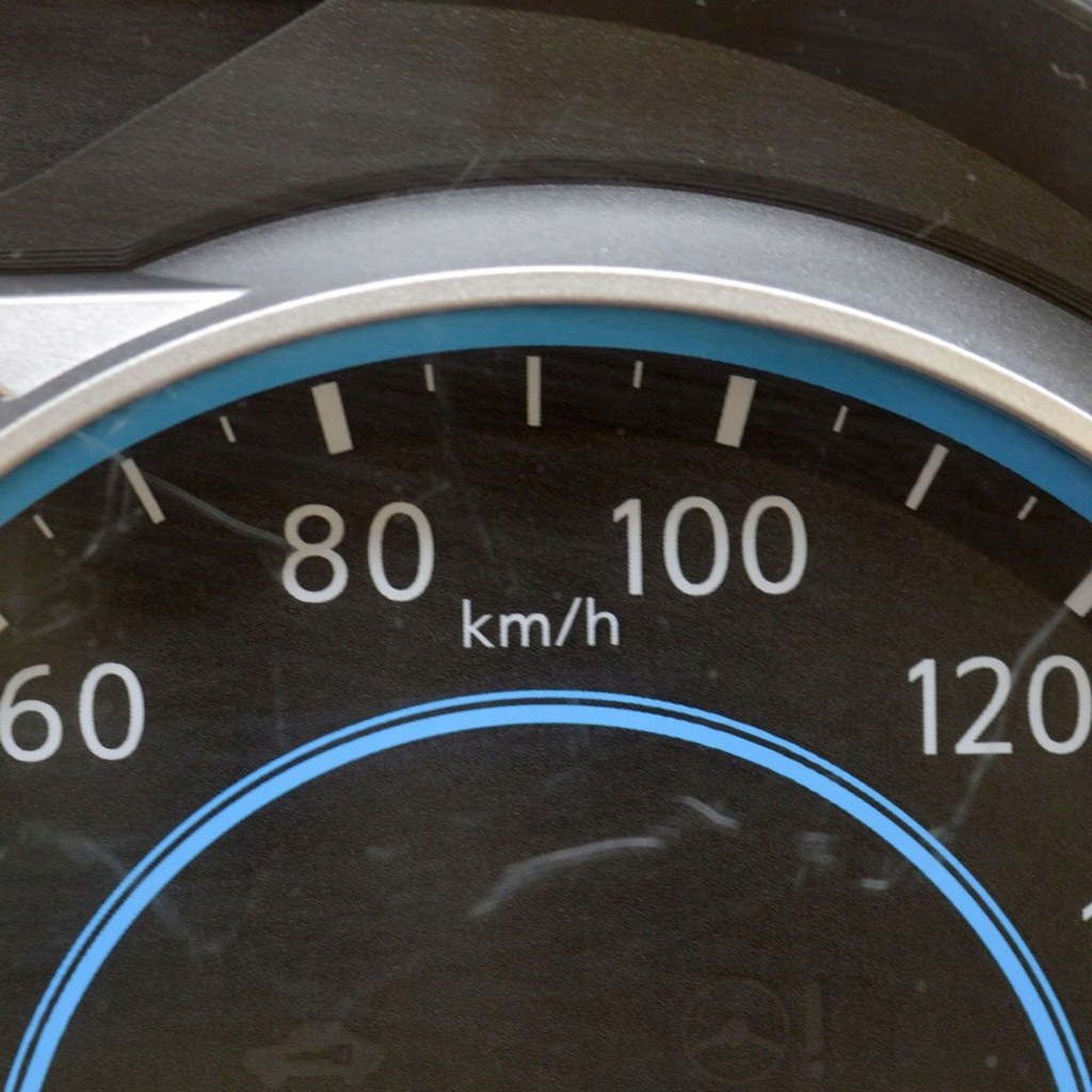 фото №6, Nissan leaf ii ze1 2022 счетчик / спидометр