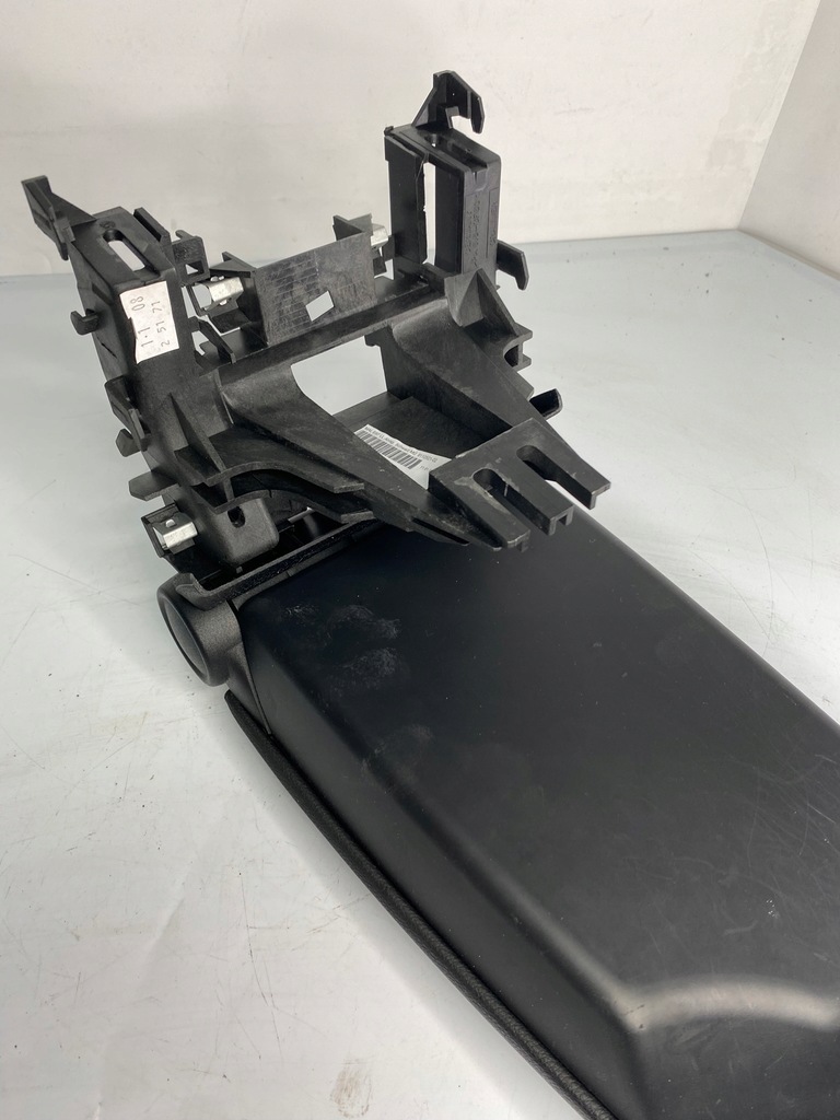 фото №8, Подлокотник средний bmw e81 e87n 9110501 оригинал