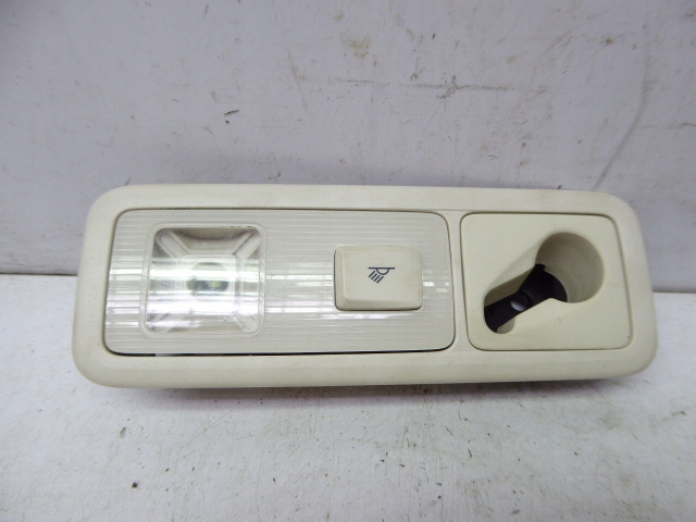 фото №1, Passat b8 14- лампа освітлення стельовий права