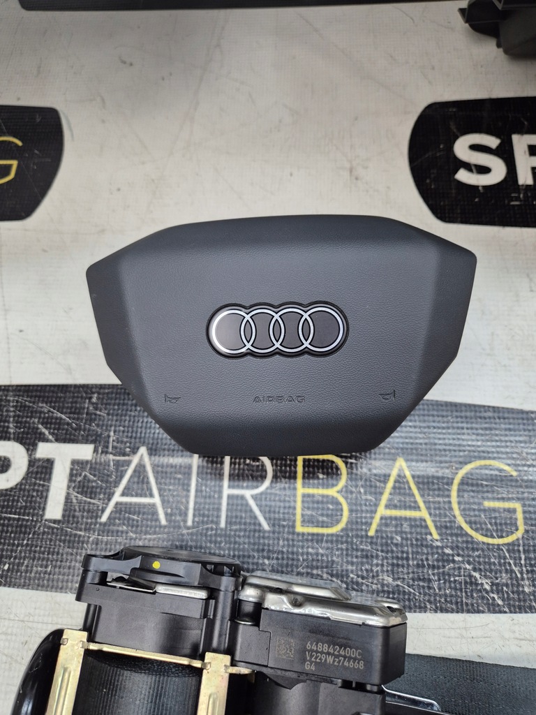 фото №7, Audi q4 etron e-tron приборная панель консоль подушки безопасности ремни подушка безопасности