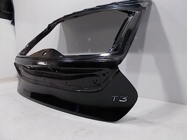 фото №6, Volvo v40 ii 12-19 крышка багажника задняя !