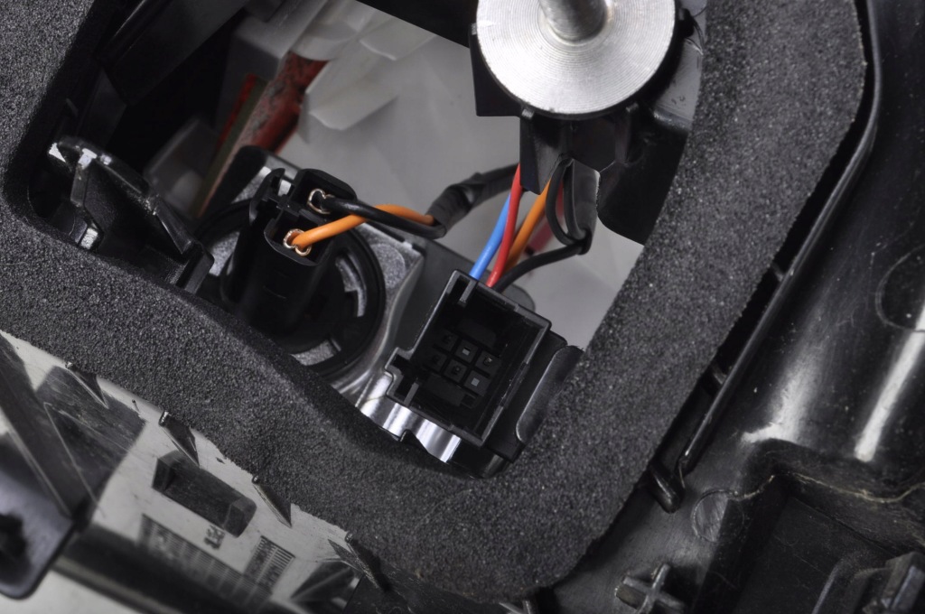 фото №8, Peugeot 3008 ii лампа левая задняя левый задняя