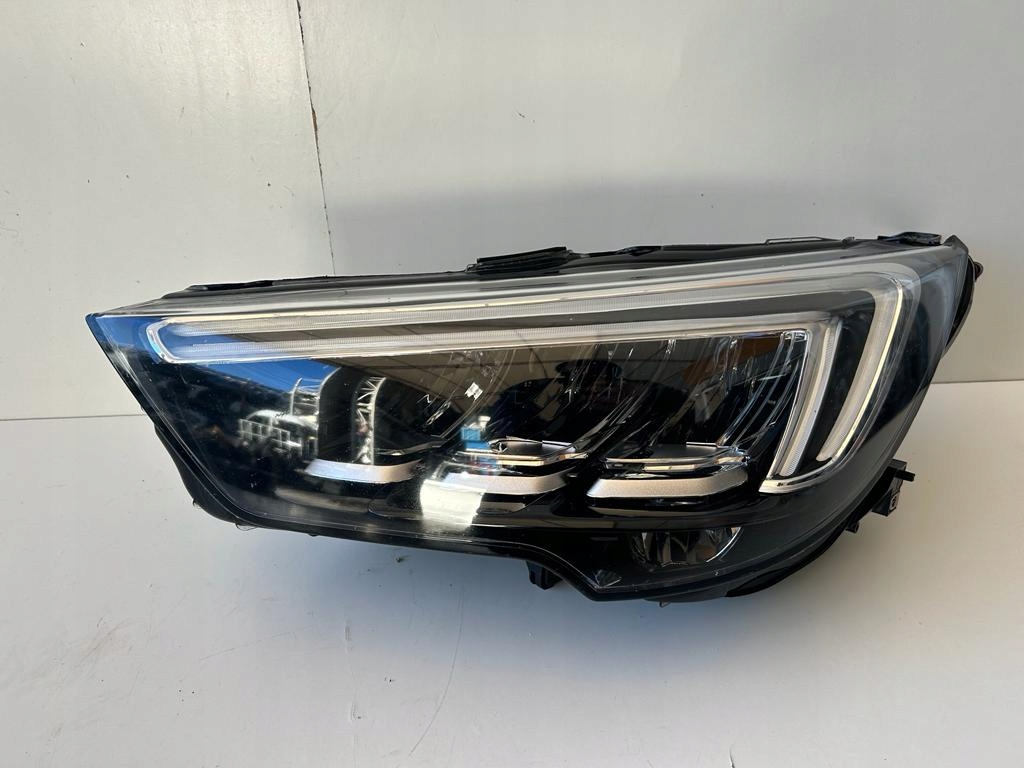 фото №1, Opel crossland x лампа левая full led 39153431