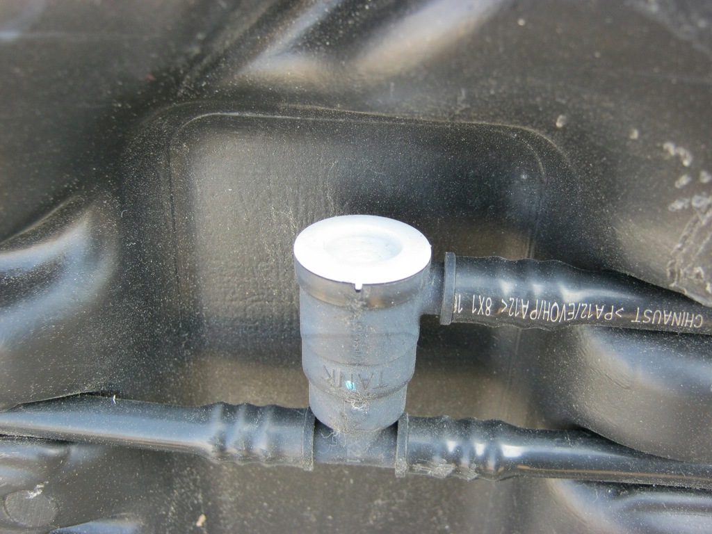 фото №10, Бак топлива bak suzuki s-cross sx-4 1.6 ddis