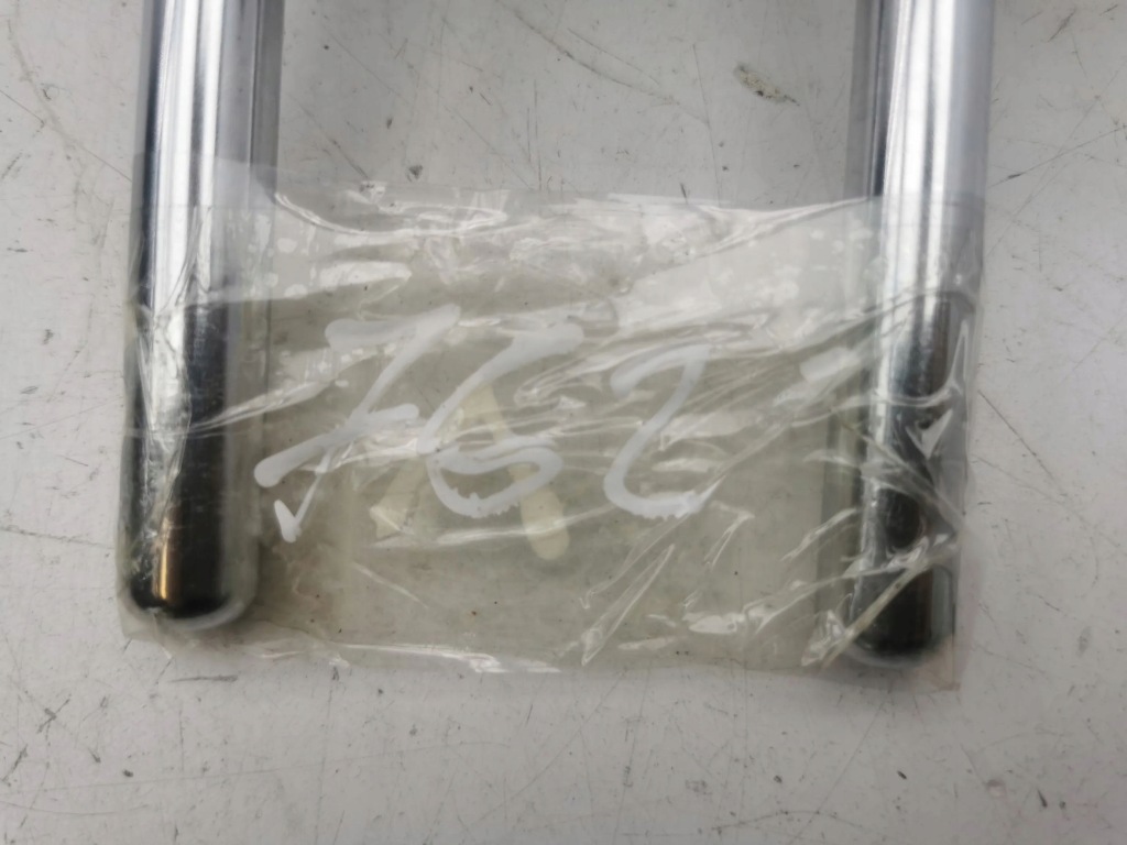 фото №6, Toyota rav 4 xa50 2020 середина подголовник сиденье заднего