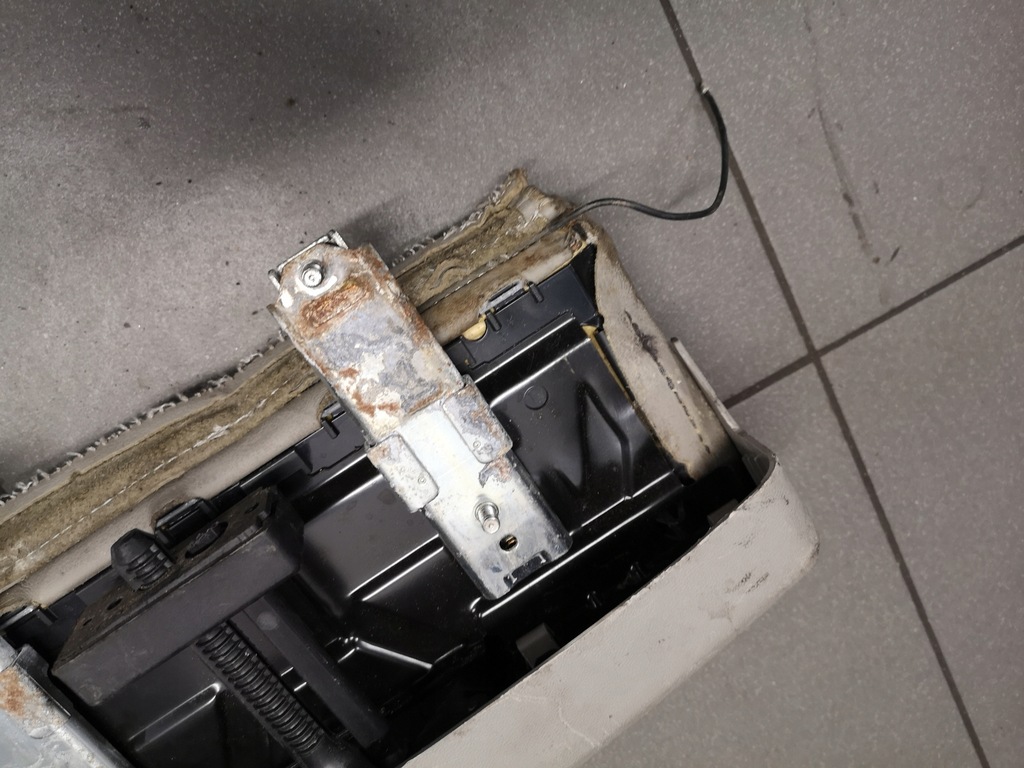 фото №11, Podudzie регулировка audi a6 c6 перед