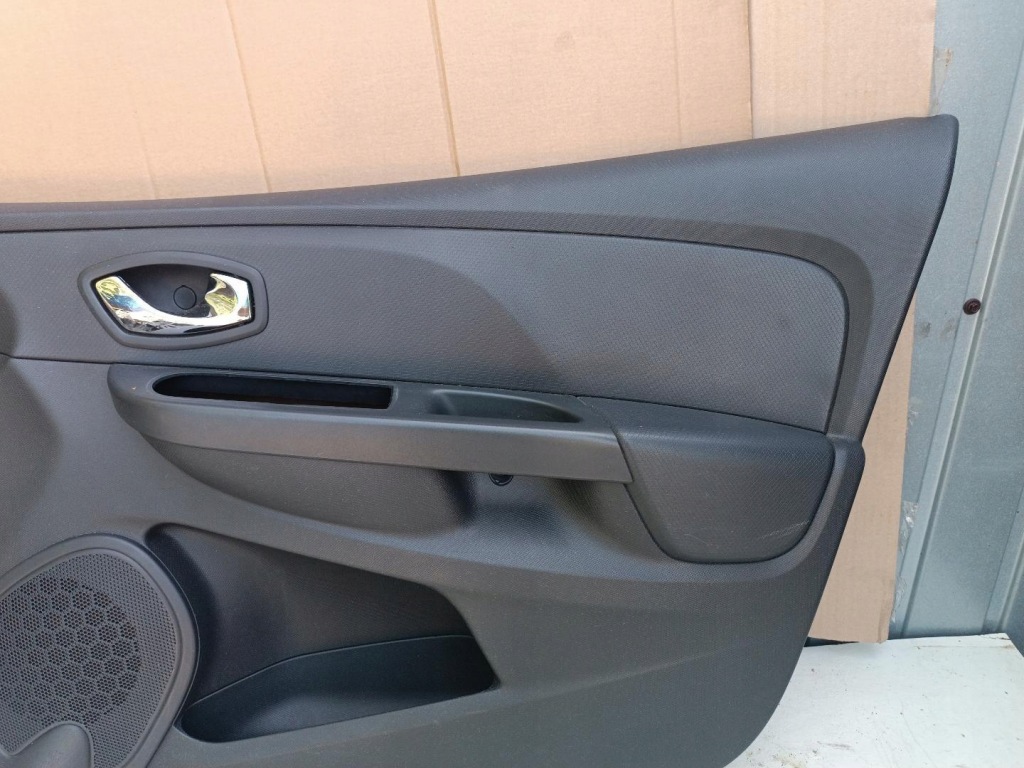 фото №2, Обшивка обивка дверь правый перед renault clio iv 809004539r