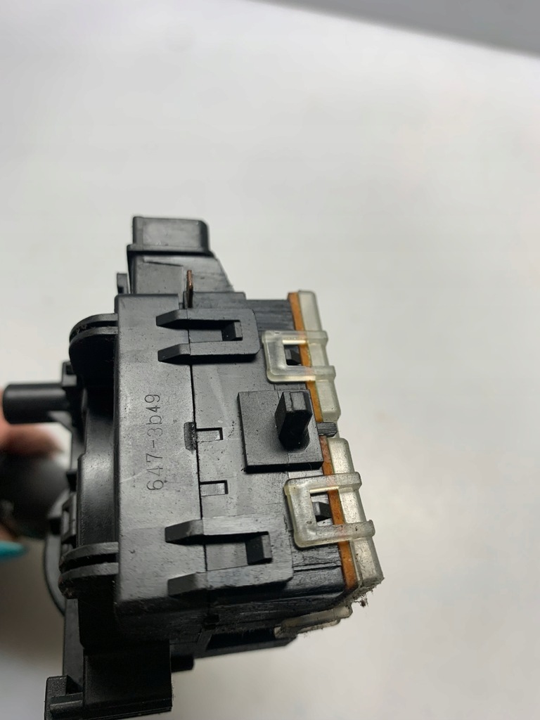 фото №5, Переключатель дворник toyota оригинальный номер 173647