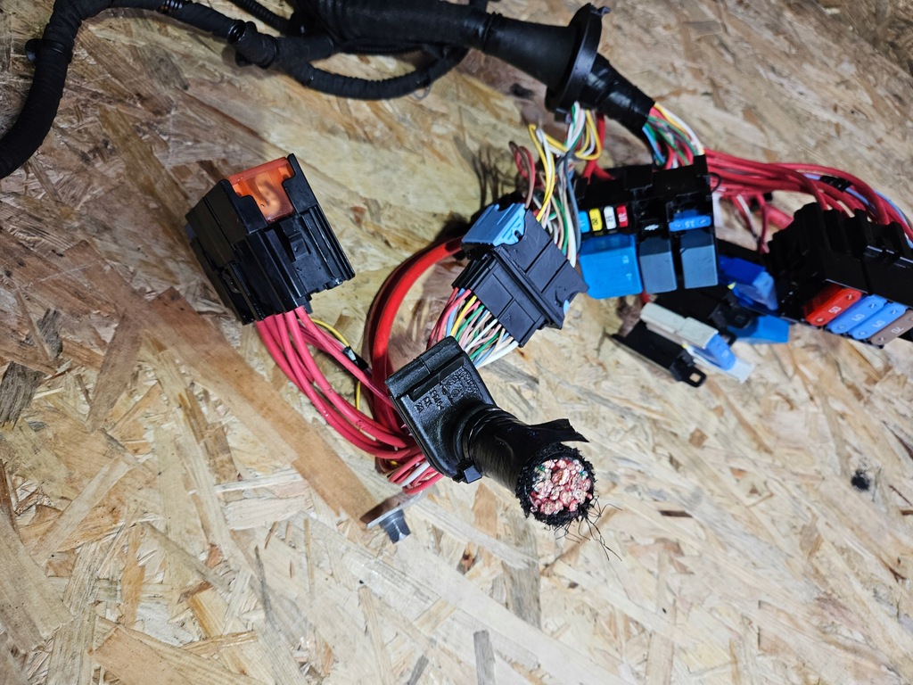 фото №10, Электропроводка двигателя trafic iii 3 19r. автоматическая коробка передач m9rv710
