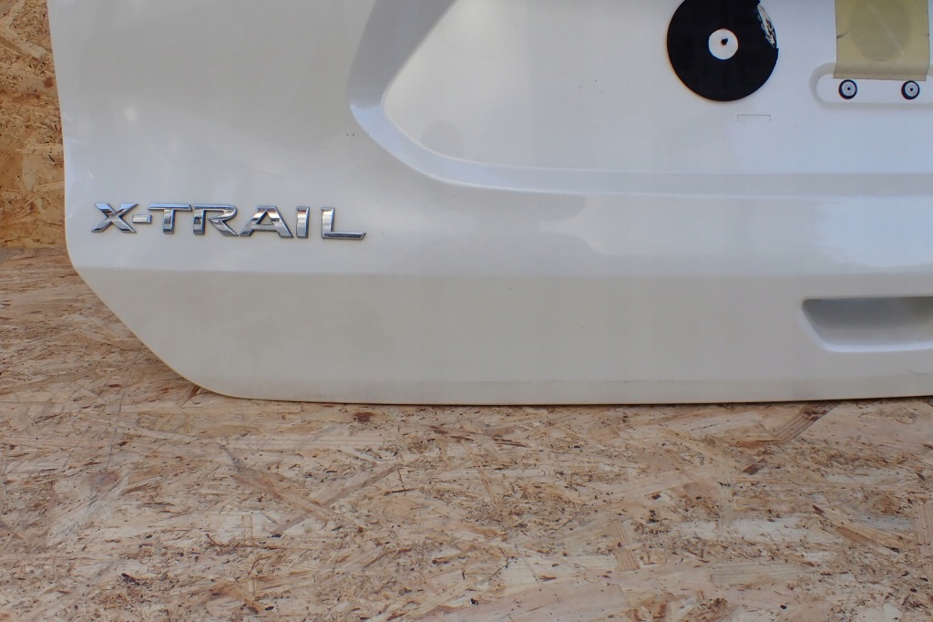 фото №16, Nissan x-trail t32 14- крышка багажника задняя крышка багажника задняя задняя