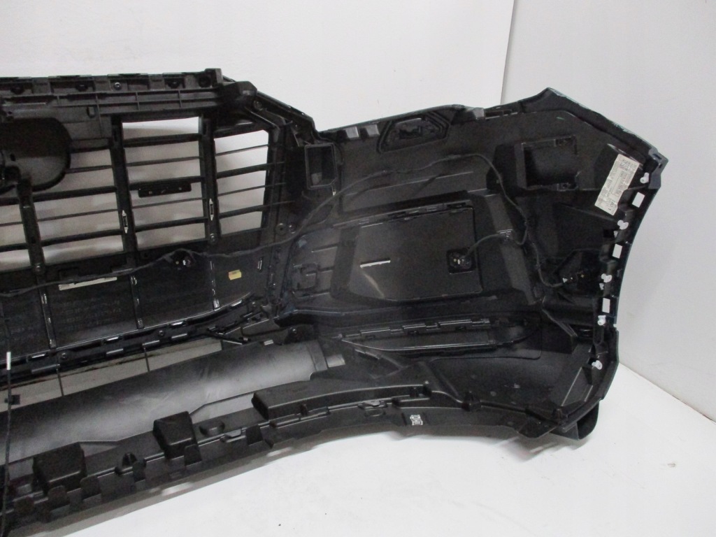 Бампер audi q7 4m0 23r 6pdc ксенон камера в Украине