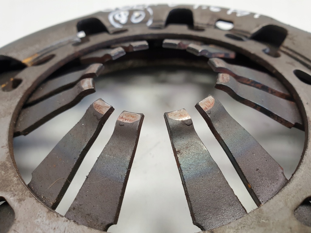 фото №8, Vw golf v 1.6 fsi сцепление диск прижим