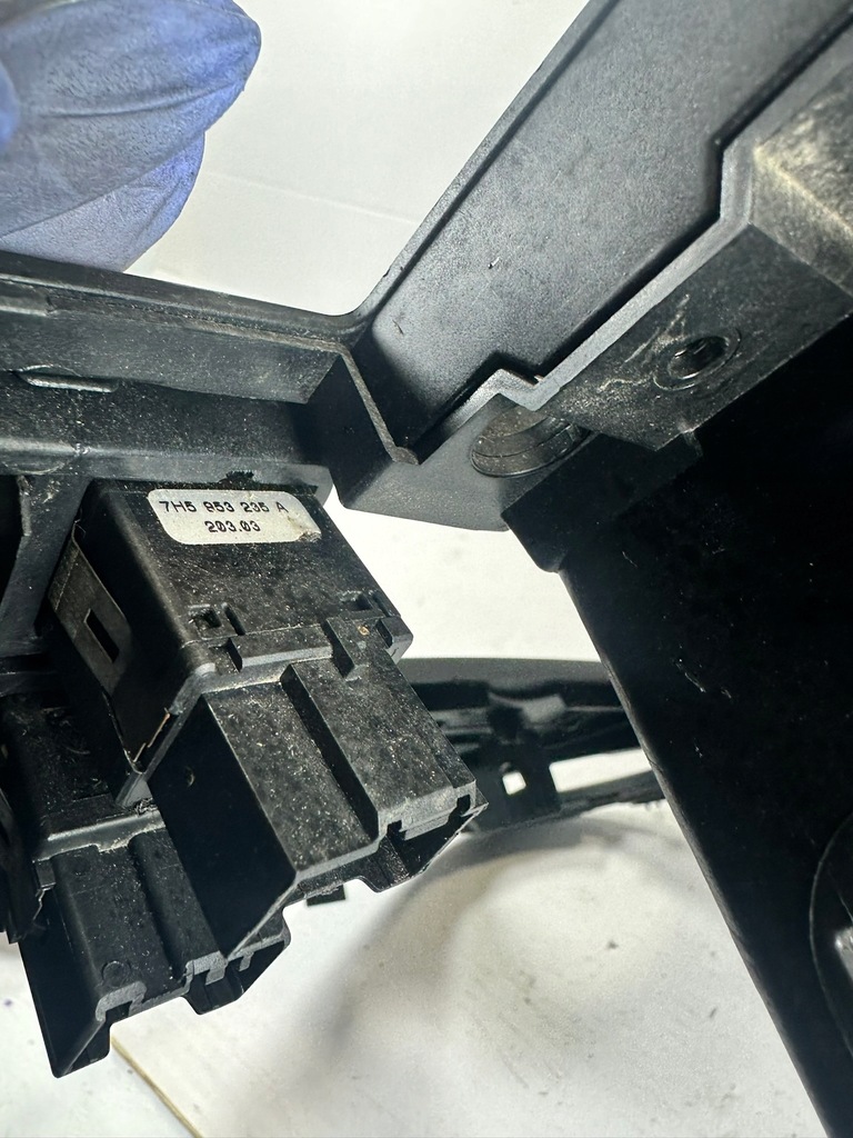 фото №7, T5 7h multivan панель рамка консолі підігрів сидіння 7h5867211q 7h5953235a