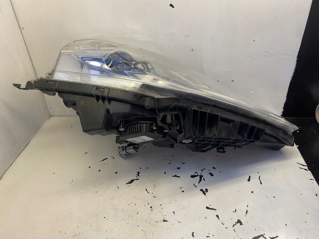 фото №10, Nissan leaf i лампа правый перед led