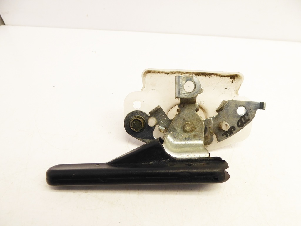 фото №3, Almera tino ручка открывания крышка топлива