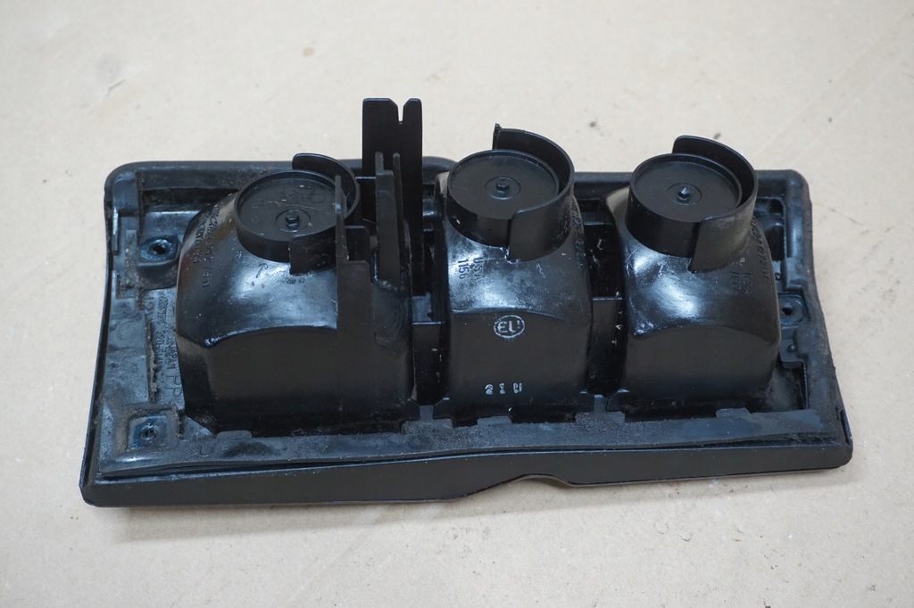 фото №9, Daihatsu feroza лампа правий задня права задня w крила