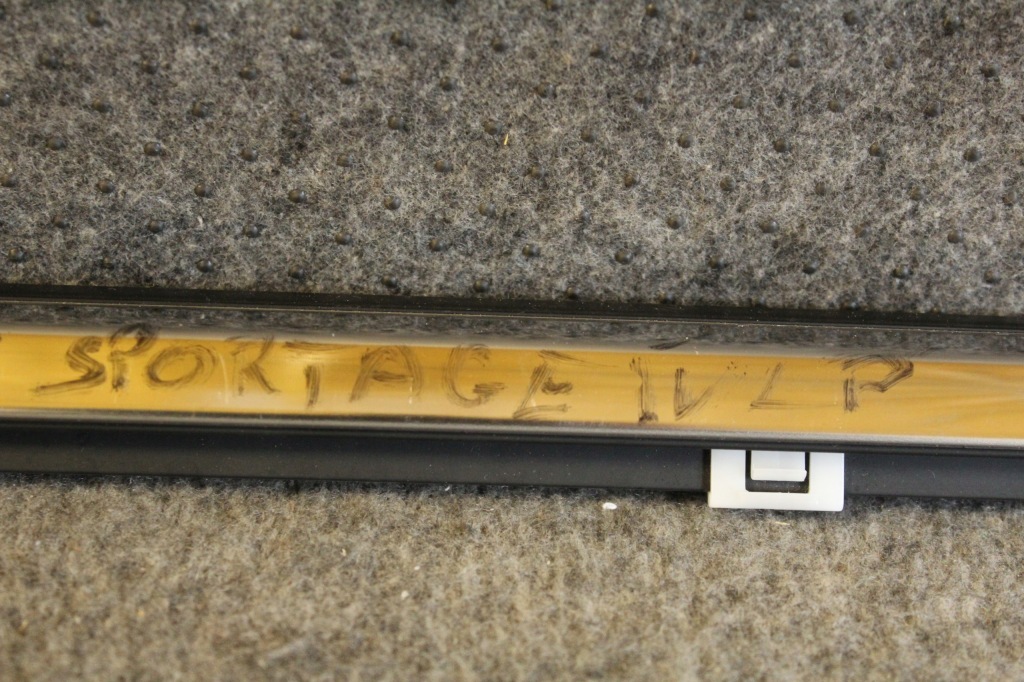 фото №2, Молдинг дверь левый перед kia sportage iv 2015-2020 r