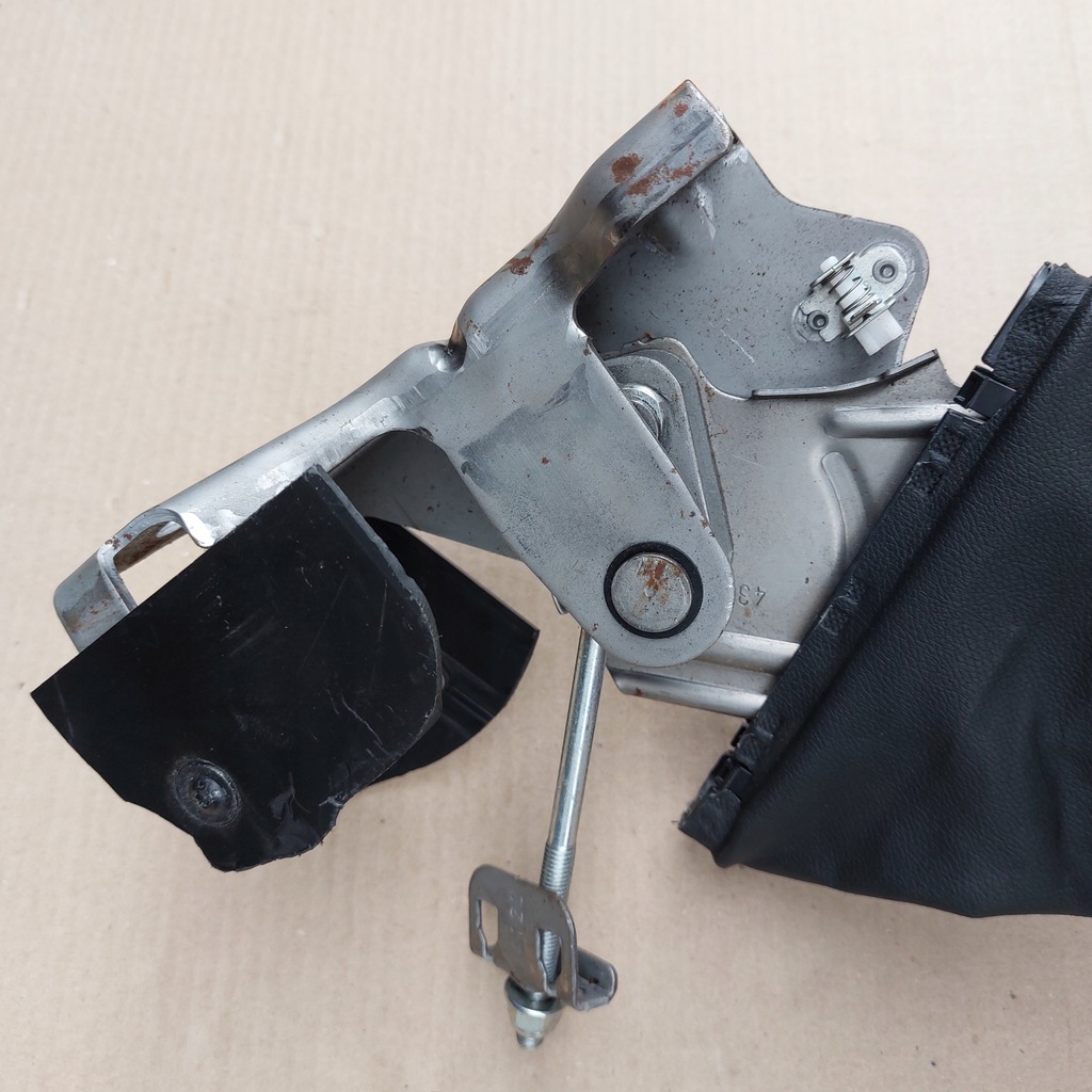 фото №9, Dacia duster ii рычаг тормоза ручного 363121408r оригинальный номер europa