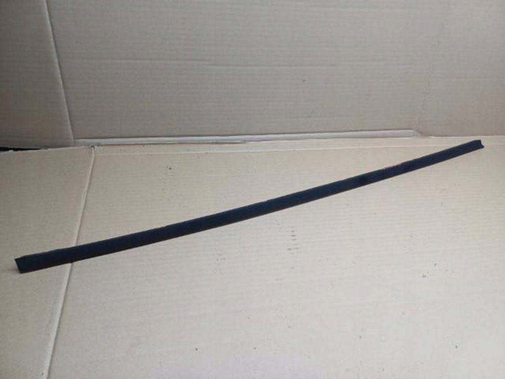 фото №1, Молдинг скло ліва перед skoda scala 657854327