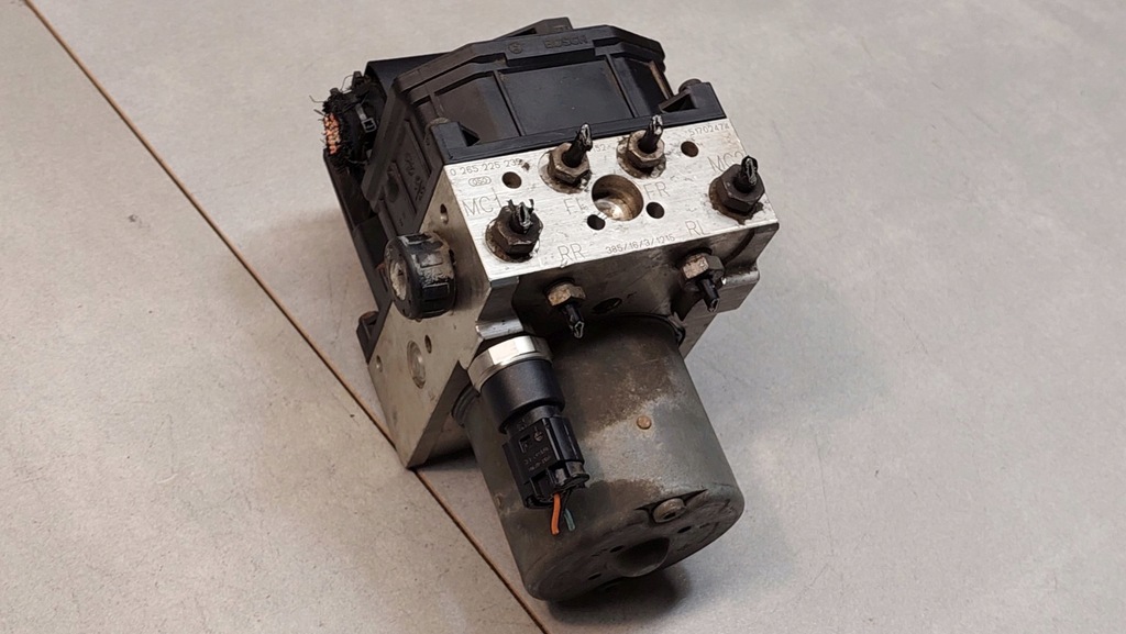 фото №8, Насос abs stilo 1.9 jtd 0265225232