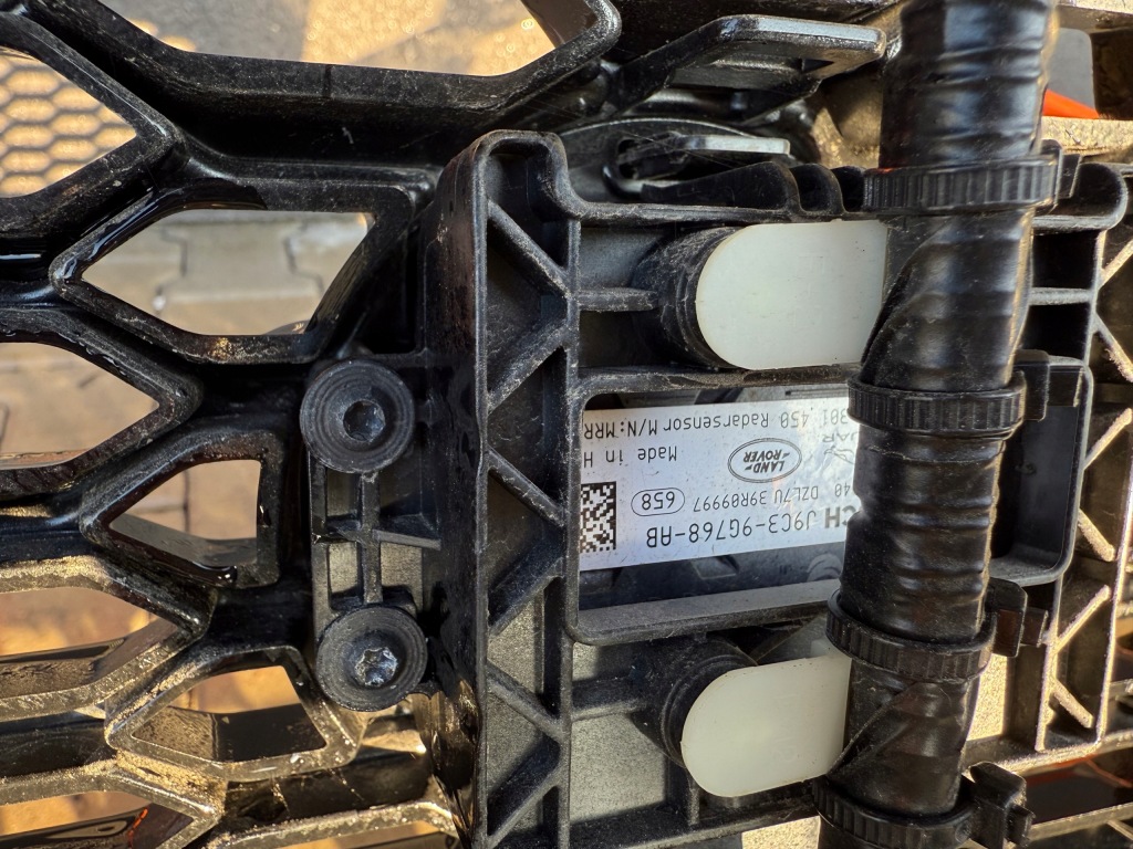 фото №6, Бампер перед jaguar e-pace x540