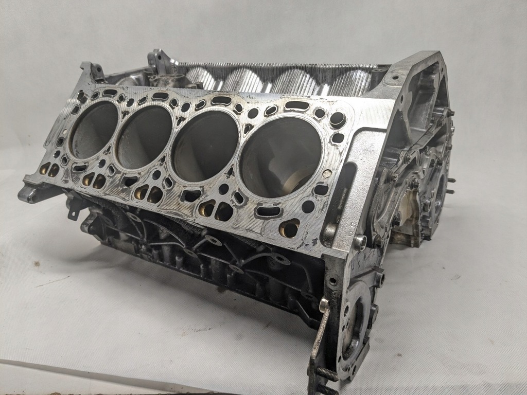 фото №16, Блок двигуна 7562288 n63b44a 4.4 v8 300kw 407km bmw f01 f02 f07 e71 x6 08-