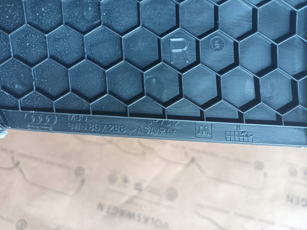 фото №8, Audi a4 b9 sedan защита обивка обшивка стойка c góra 8w5867288 72km