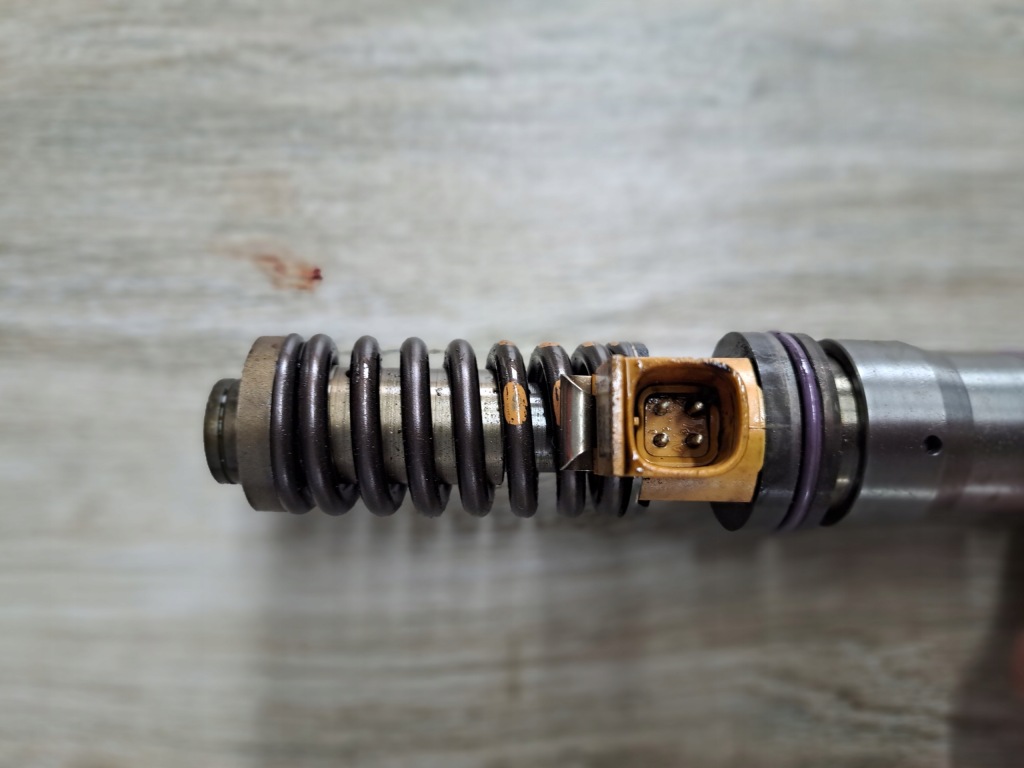 фото №2, Насос-форсунка інжектор renault dxi volvo fh fm 13