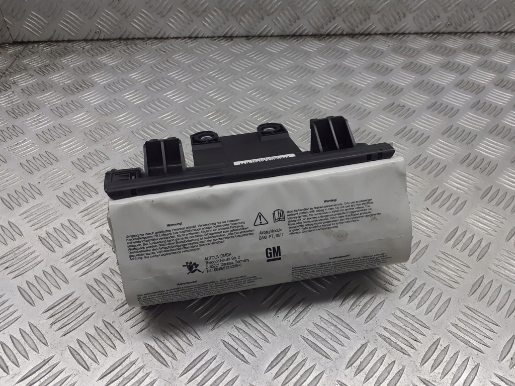 Купити Подушка подушка безпеки пасажира opel meriva a 13188043