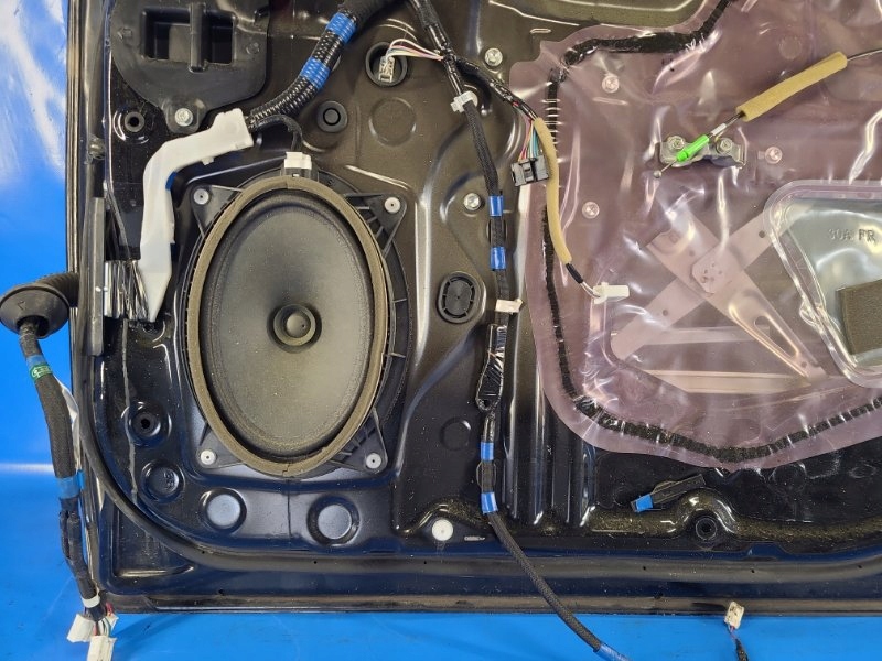 фото №14, Дверь передние правое toyota prius plus 67001-47100