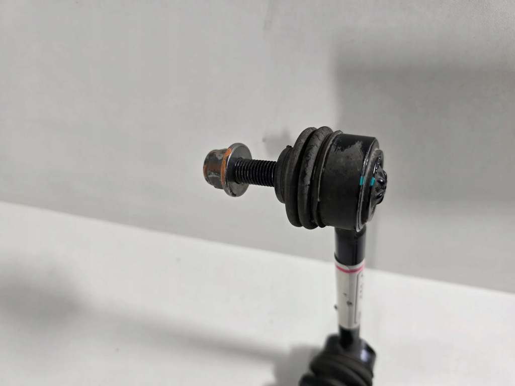 фото №2, Tesla model 3 2022 з'єднувачі стійок стабілізатора