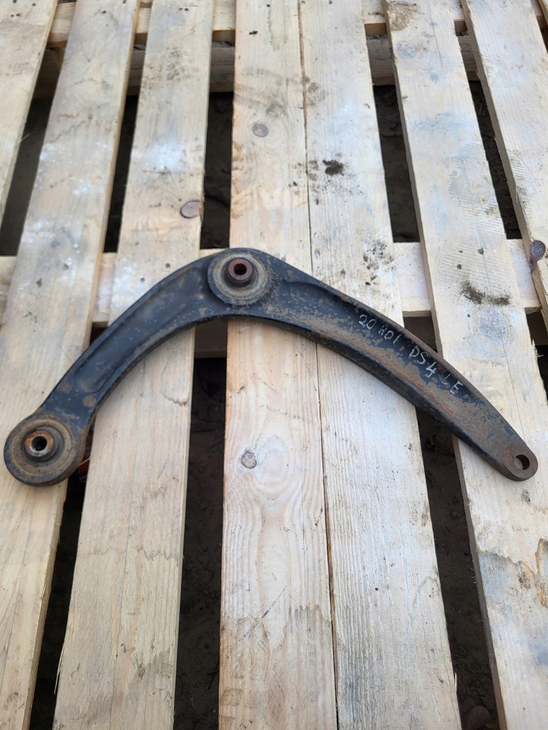 Купить Рычаг левый перед citroen ds4