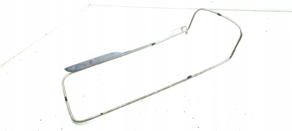 Купить Rolls-royce silver spur 1987 молдинг под фара